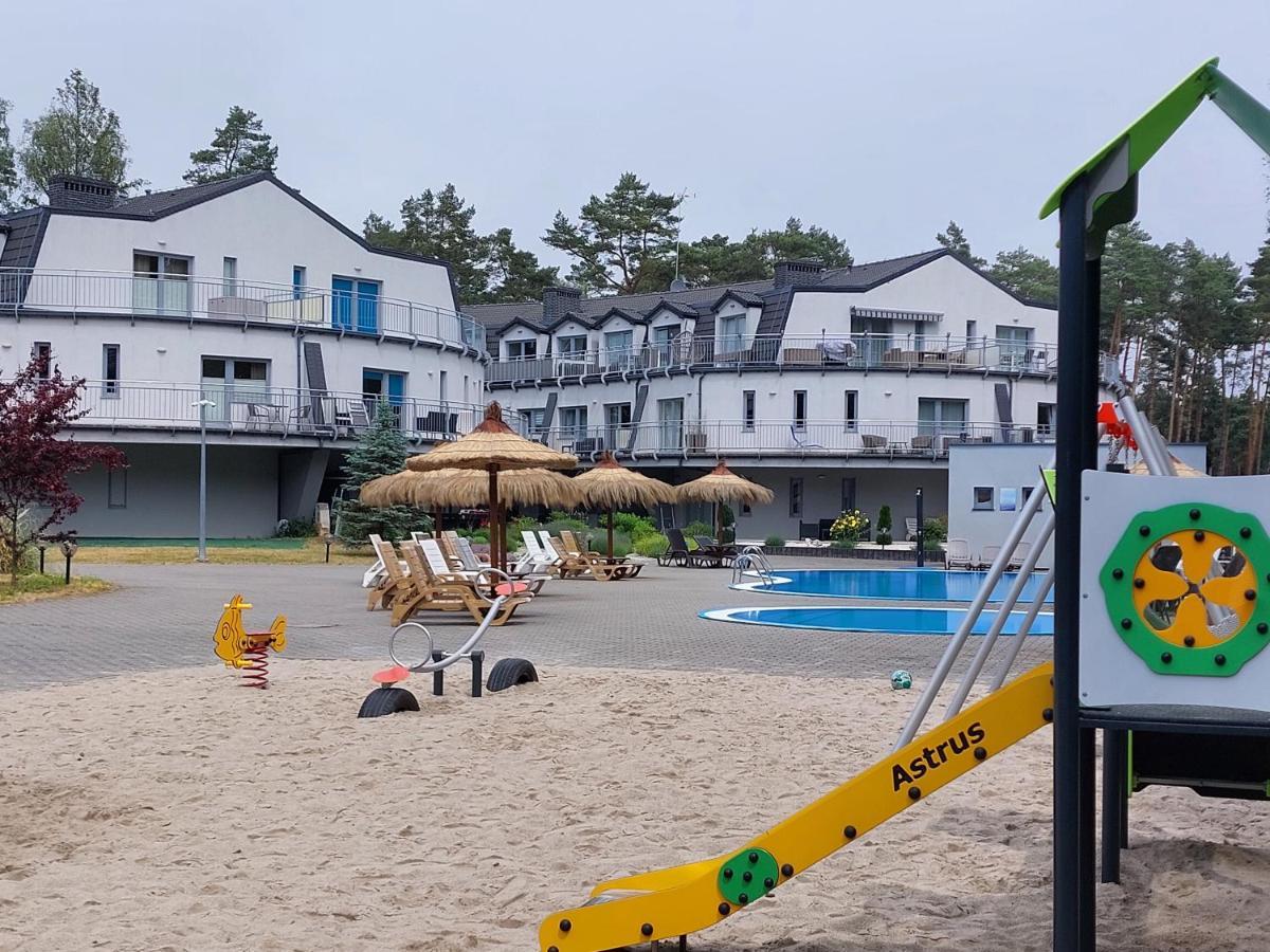Apartament Bursztyn 波别罗沃 外观 照片