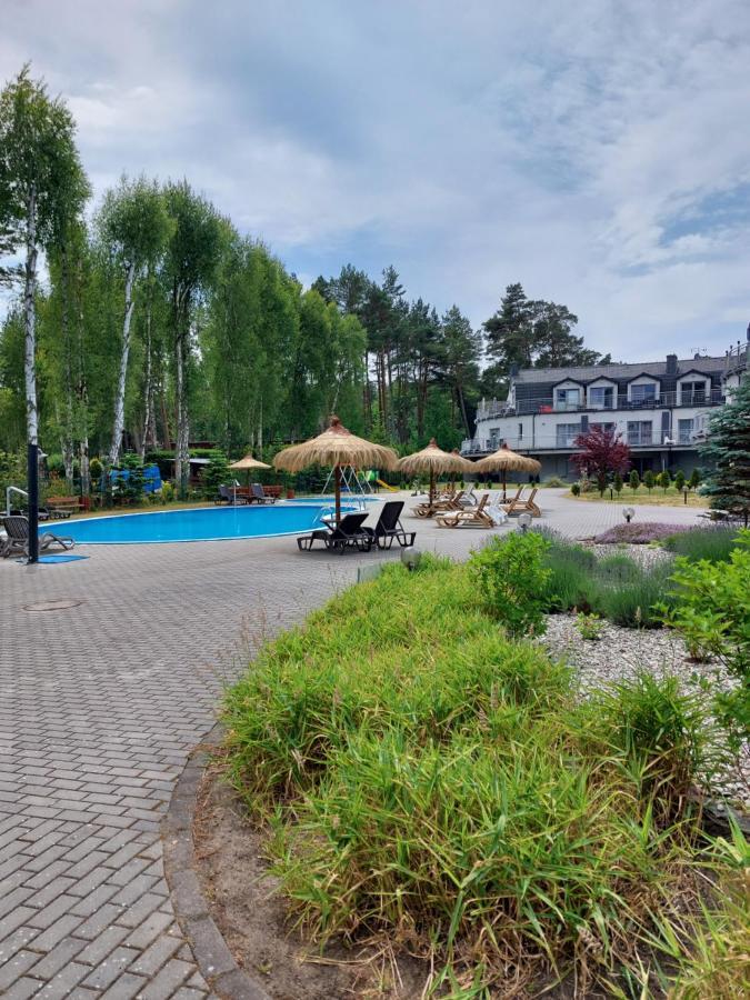 Apartament Bursztyn 波别罗沃 外观 照片
